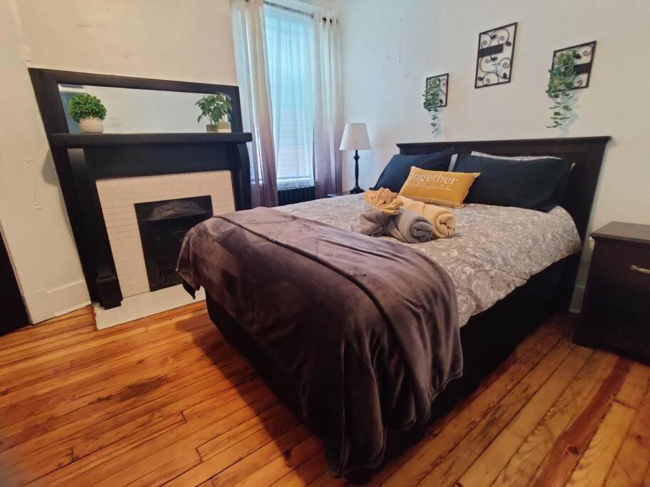 Апартаменты Lovely 2Br W Office Space - King Bed & Alexa Питтсбург Экстерьер фото
