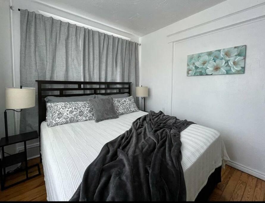 Апартаменты Lovely 2Br W Office Space - King Bed & Alexa Питтсбург Экстерьер фото